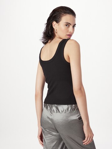 GUESS Top – černá