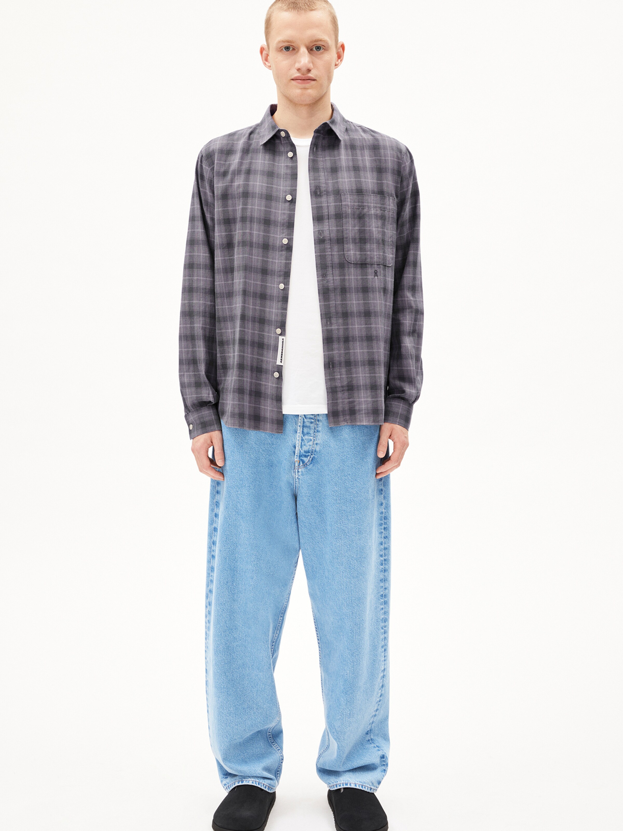 ARMEDANGELS Comfort fit Button Up Shirt ' PAANAO ' in Grey: front