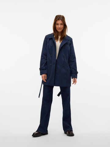 Manteau mi-saison 'VMChelsea Olivia' VERO MODA en bleu