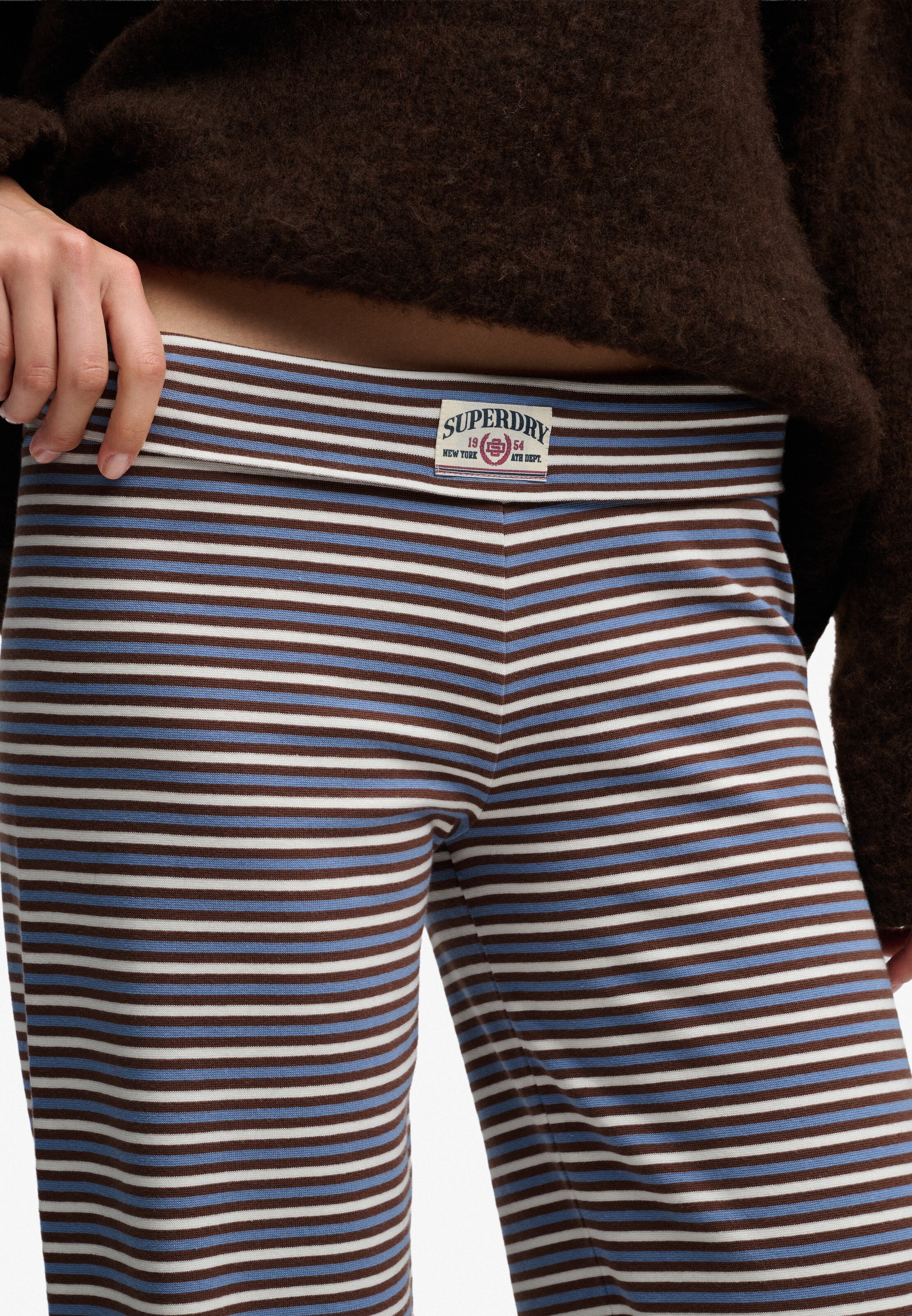 Superdry & Co Flared Broek 'Athletic Essentials' in Bruin