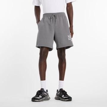 new balance Broek 'Reimagined Fleece Short 7"' in Grijs: voorkant