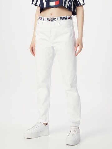 Tommy Jeans Regular Jeans 'IZZIE' i vit: framsida
