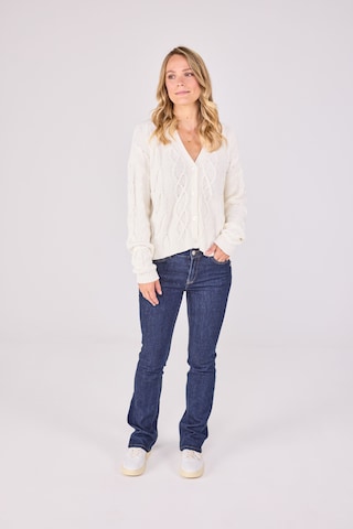 LIEBLINGSSTÜCK Strickjacke in Weiß