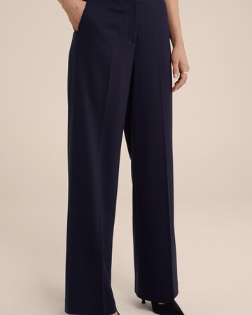 WE Fashion Regular Trousers with creases in Blue