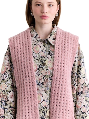 MANUKA Scarf in Pink: front
