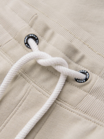 Effilé Pantalon de sport Ombre en gris