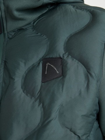 Veste outdoor 'Theos Hybrid' CHASIN' en vert