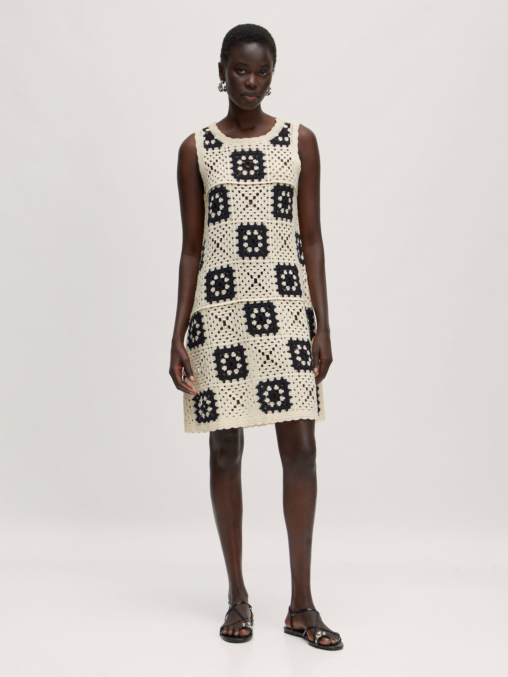 EDITED Produits Robe 'Metta' chamois