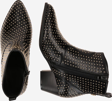 Ankle boots 'BOYTA' di GUESS in nero