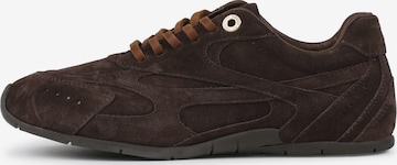 Baskets basses 'Myr-Aa' BRONX en marron : devant