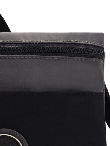 KIPLING Чанта за през рамо тип преметка 'GIB MET' в черно
