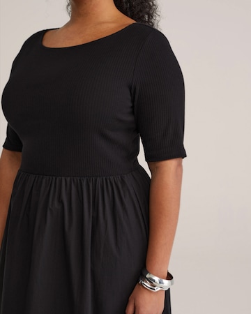 Robe WE Fashion en noir