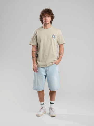 America Today Shirt in Beige