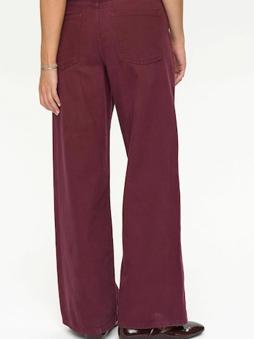 Wide leg Jeans ' NUBROOKLYN SOLID ' di NÜMPH in rosso