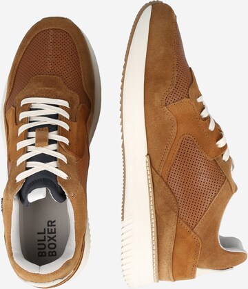 BULLBOXER Sneaker in Braun