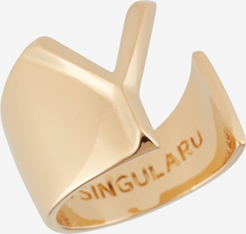 Singularu Ring 'Custom Letter Signet' in Goud: voorkant