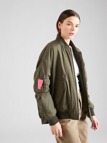 Frieda & Freddies NY Between-season jacket 'Nuri' in Green: front