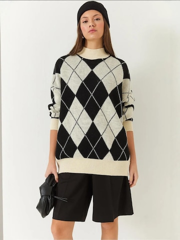 Pullover di Bianco Lucci in nero: frontale