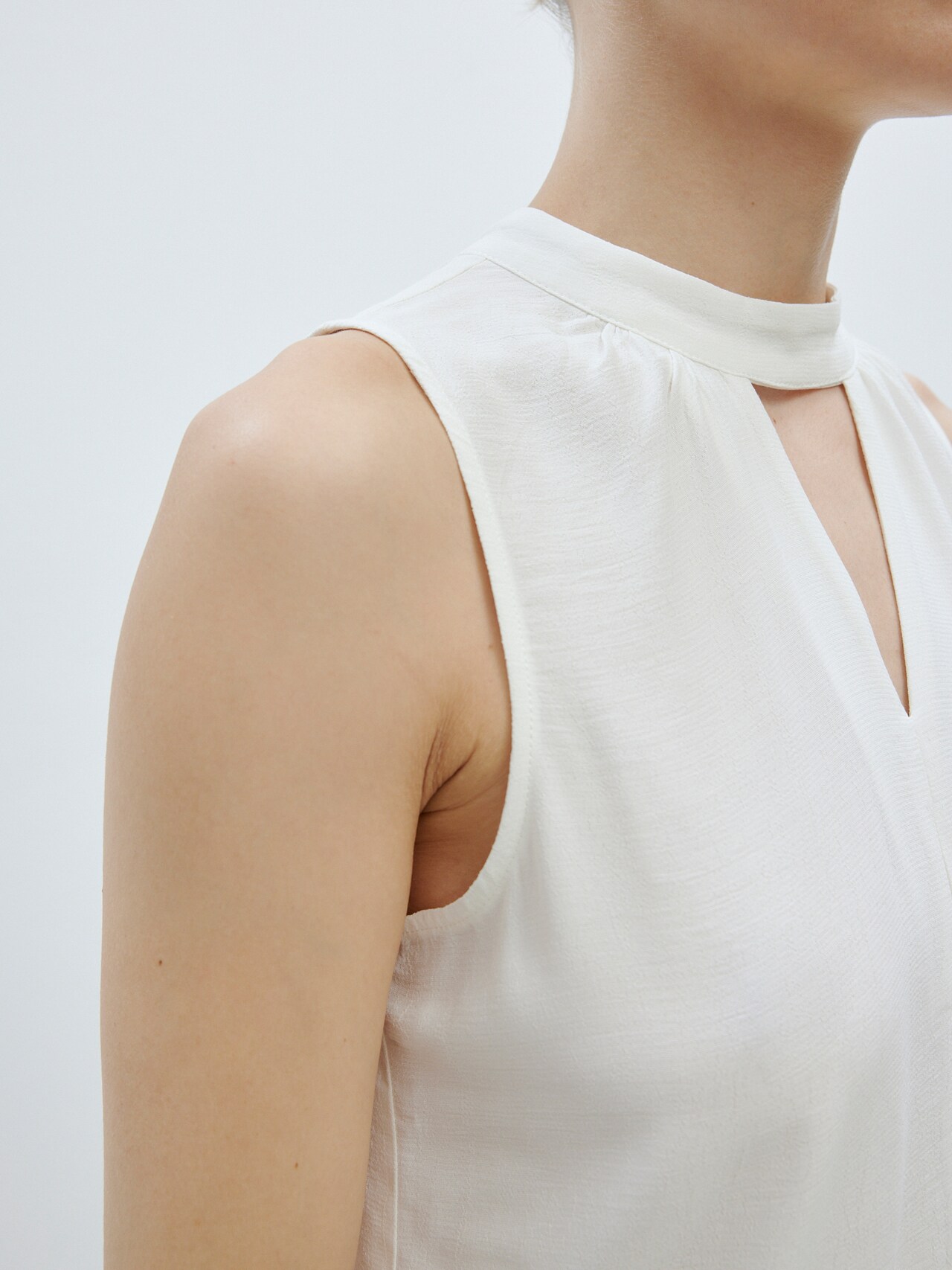 EDITED Produkte Bluse 'Charis' weiß