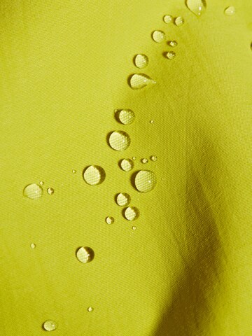 MAMMUT Outdoor jacket in Yellow