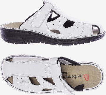 BERKEMANN Sandals & High-Heeled Sandals in 39 in White: front