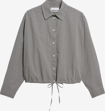 ARMEDANGELS Blouse in Grijs: voorkant
