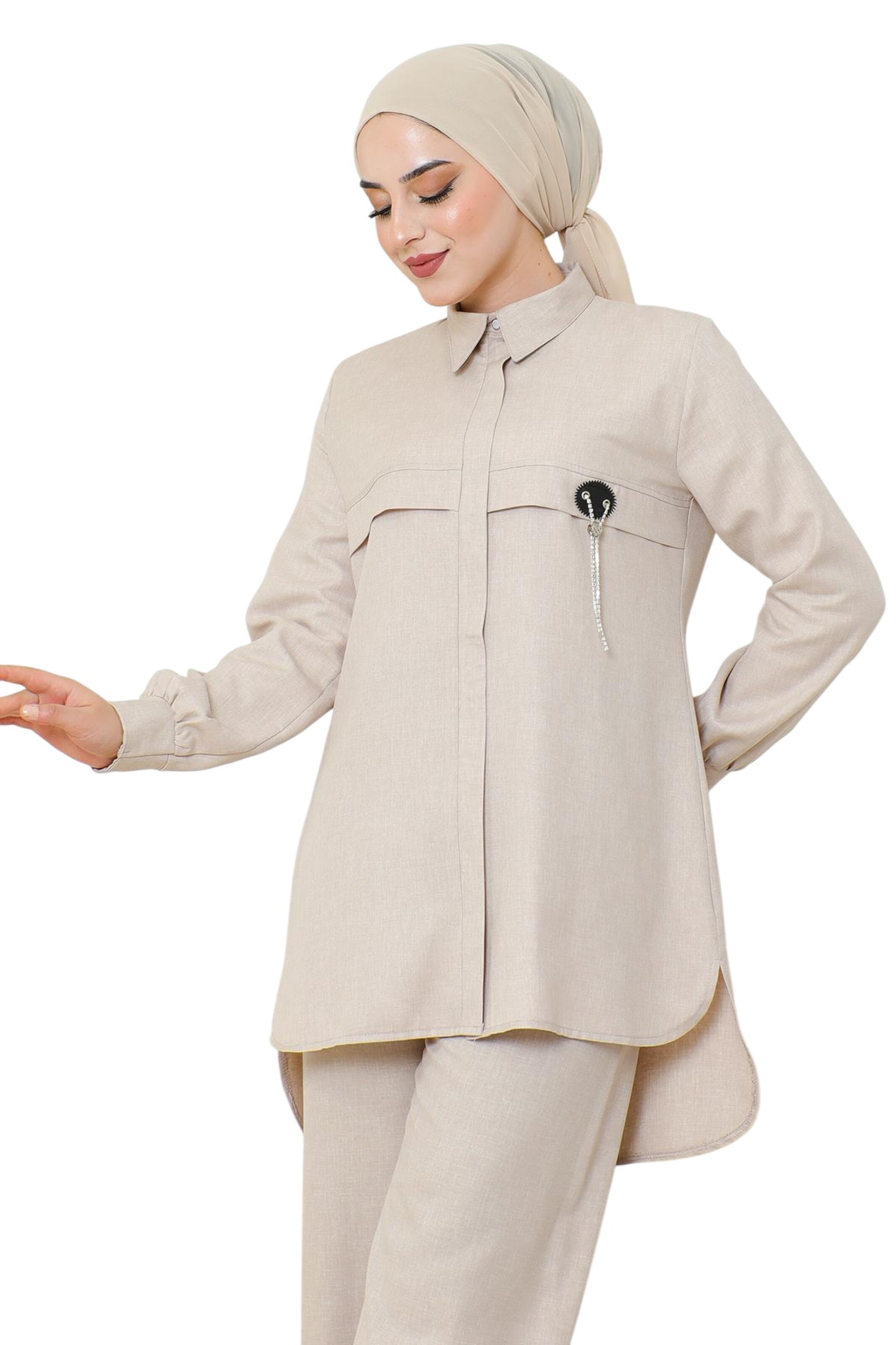 Pantalons de tailleur MODAMIHRAM en beige