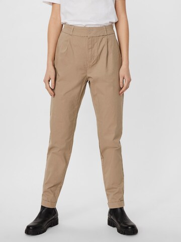 VERO MODA Tapered Pleat-Front Pants 'Eva' in Brown: front