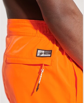 Shorts de bain 'Classic' Superdry en orange