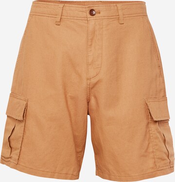 GAP Regular Cargo trousers in Brown: front