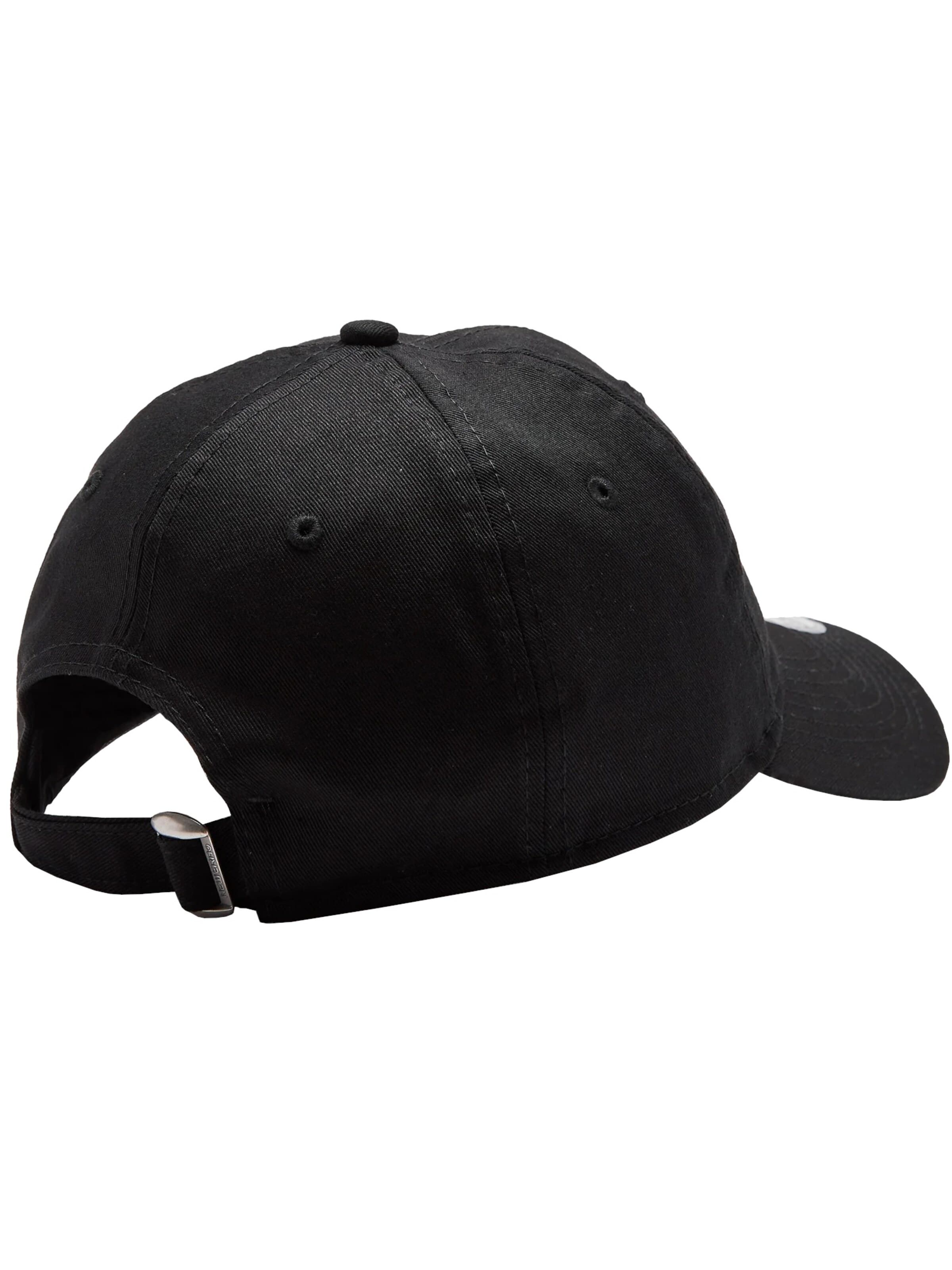 NEW ERA Cap in Black