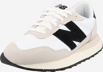 Sneaker bassa '237' di new balance in bianco: frontale