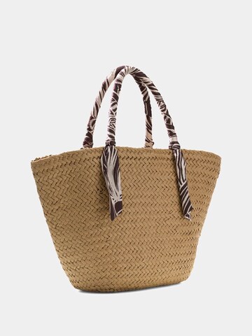 GUESS Handbag in Brown