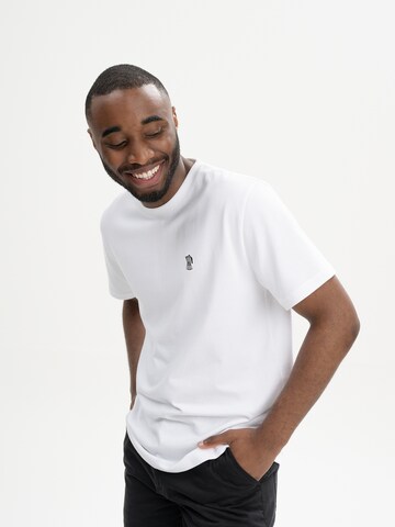 MELA Majica 'PRAVIN' | bela barva