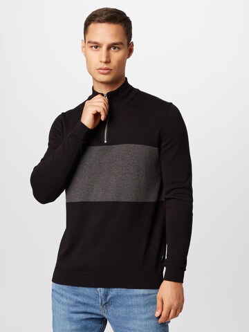 Only & Sons Sweater in Black: front