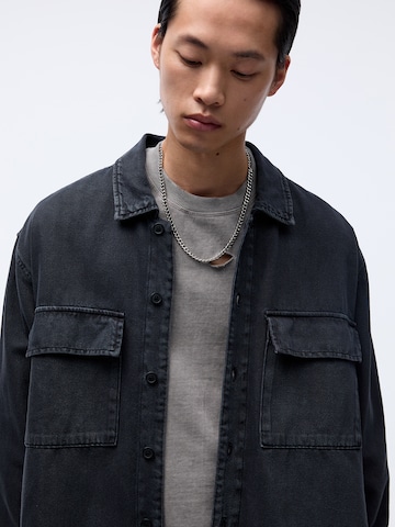 Pull&Bear Comfort fit Button Up Shirt in Black