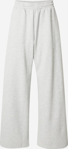 Pantalon WEEKDAY en gris : devant