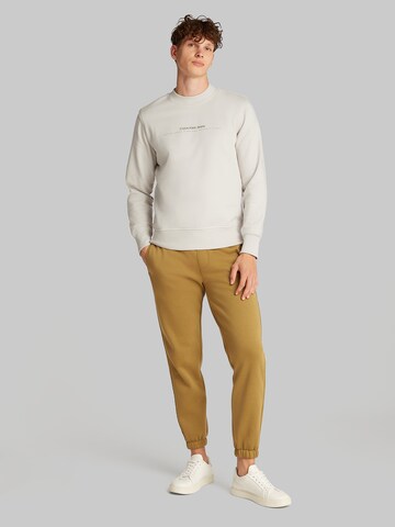 Sweat-shirt Calvin Klein Jeans en gris