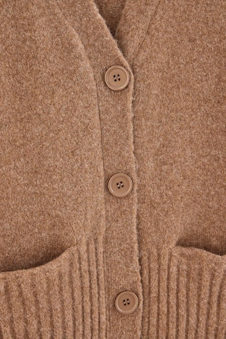 Trendyol Strickjacke in Beige