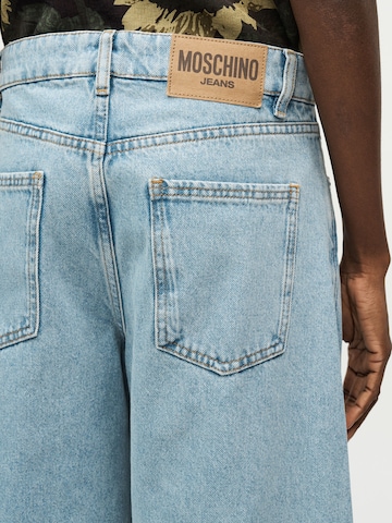 Barrel Jean Moschino Jeans en bleu