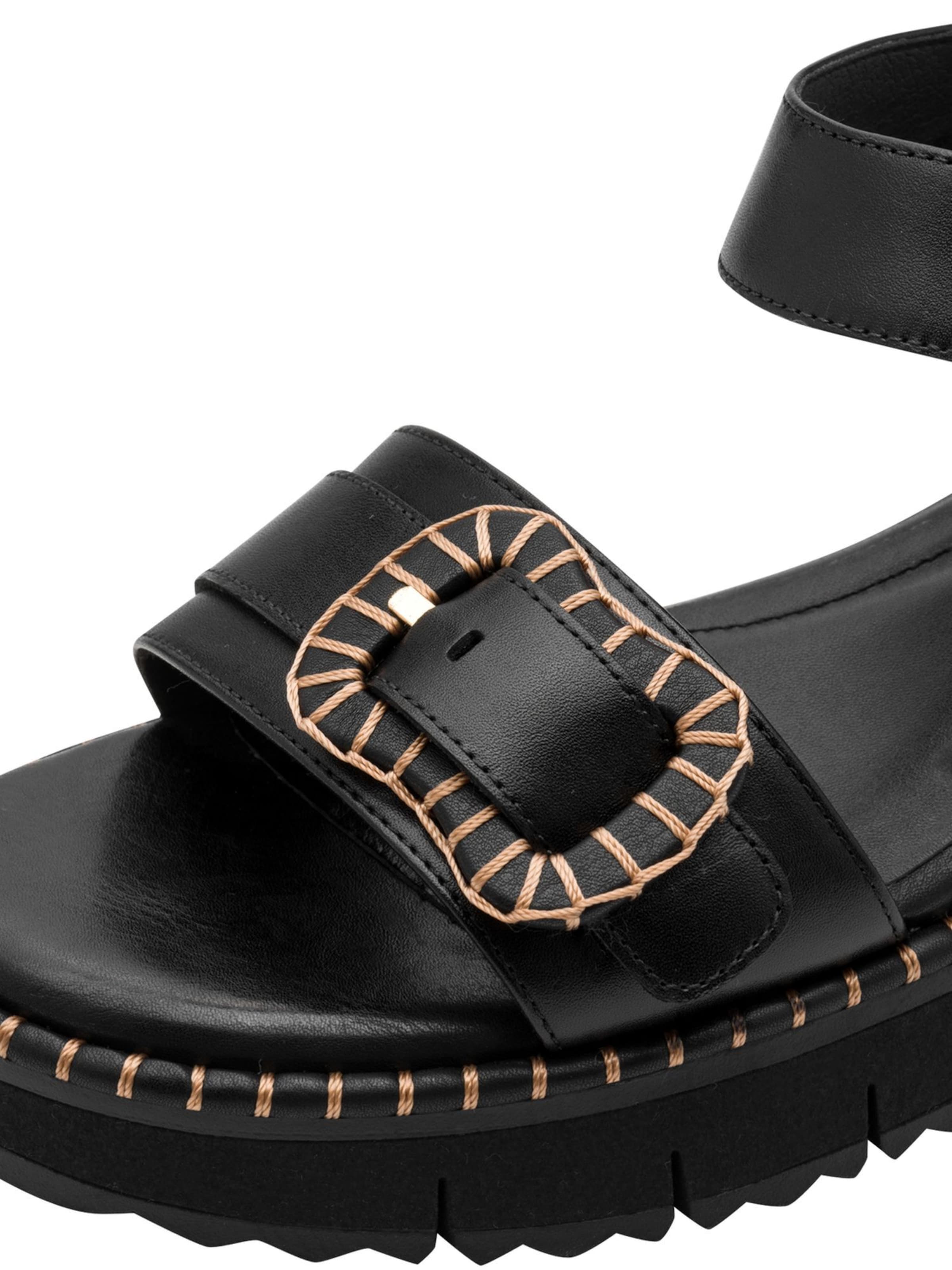 Sandales Tamaris en noir