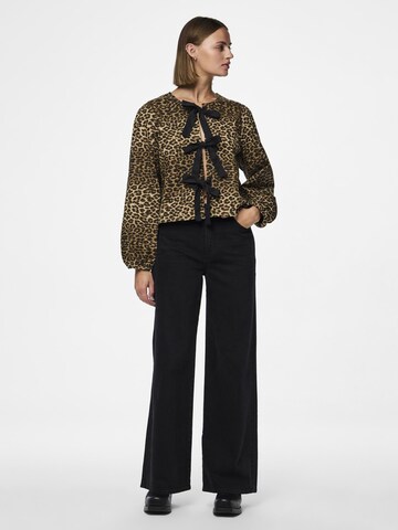 PIECES Bluse 'Astrid' i brun