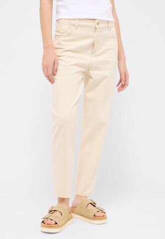MUSTANG Tapered Jeans 'Charlotte' in Beige: Vorderseite