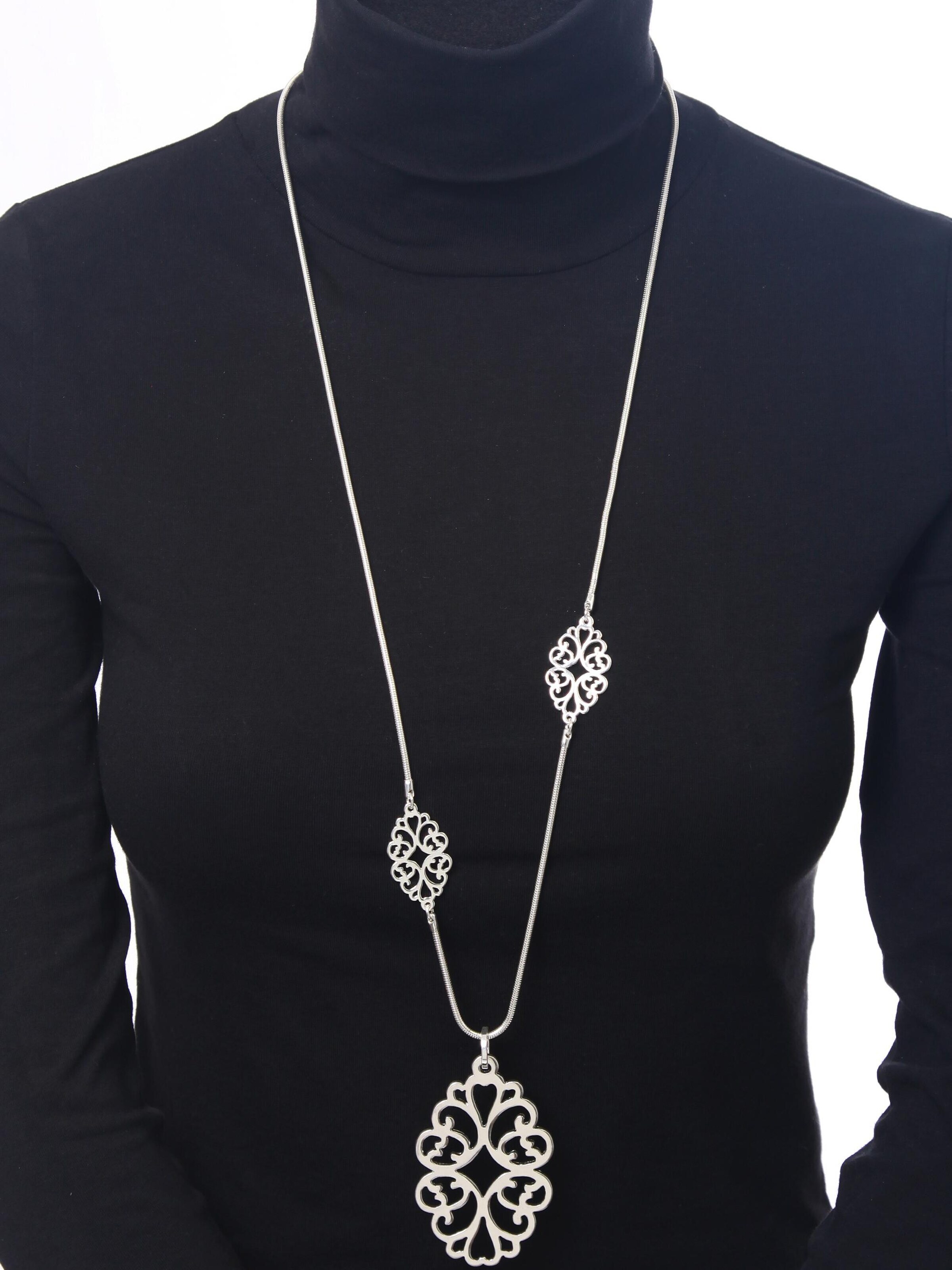 COLLEZIONE ALESSANDRO Necklace 'Cara' in Silver: front