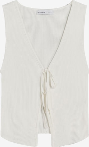 Tops en tricot Bershka en blanc : devant