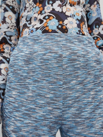 EDITED Flared Παντελόνι 'Benni' σε μπλε