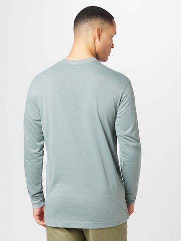 Kathmandu Performance shirt in Green