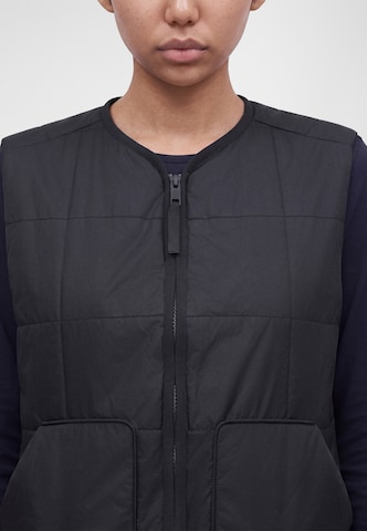 Vestă 'LHOTSE' de la THE NORTH FACE pe negru