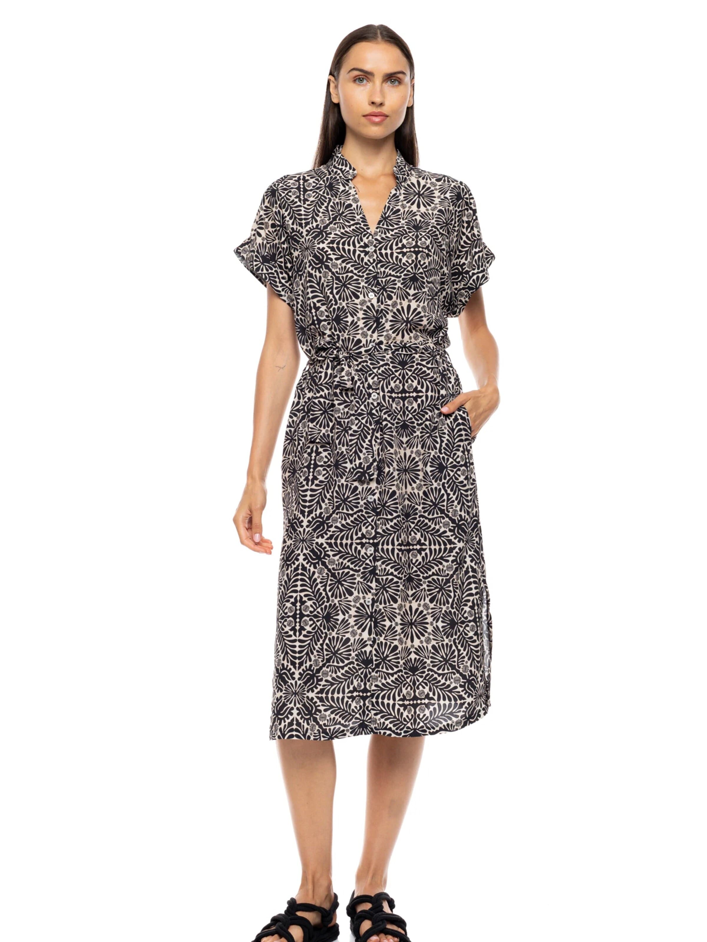 Pink Label Καλοκαιρινό φόρεμα 'BEACHWEAR SAND TROPICAL CAMEO' σε μαύρο: μπροστά