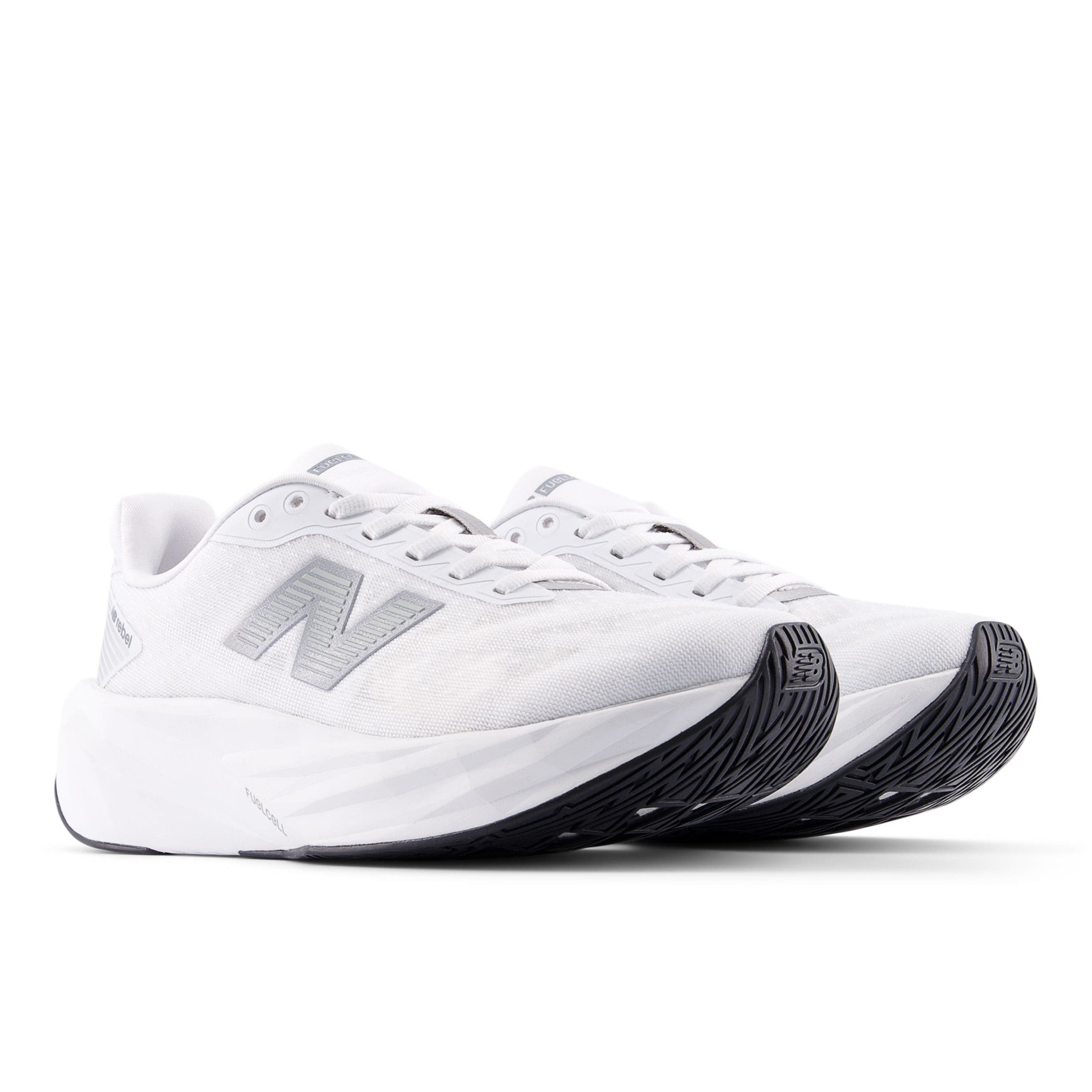 Chaussure de course 'Rebel V5' new balance en blanc